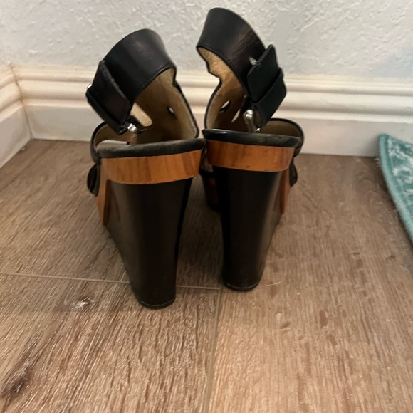 Michael Kors wedges Size 8.5 - Picture 4 of 6